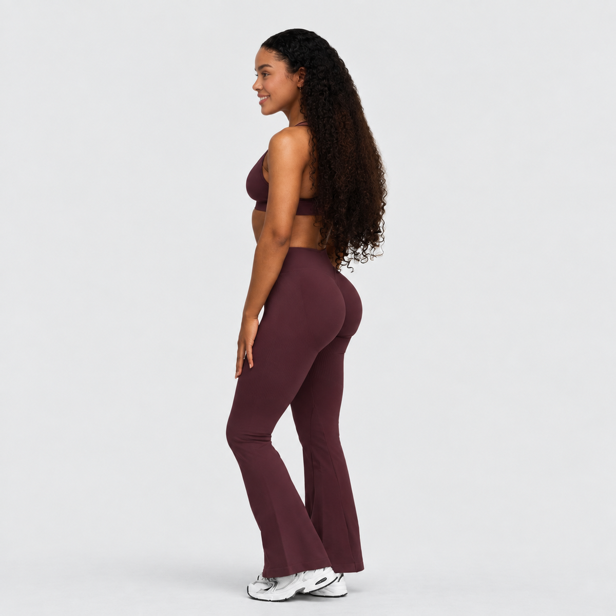 Ryvae — Legging évasé taille V en coloris Dark Mauve, vue 4