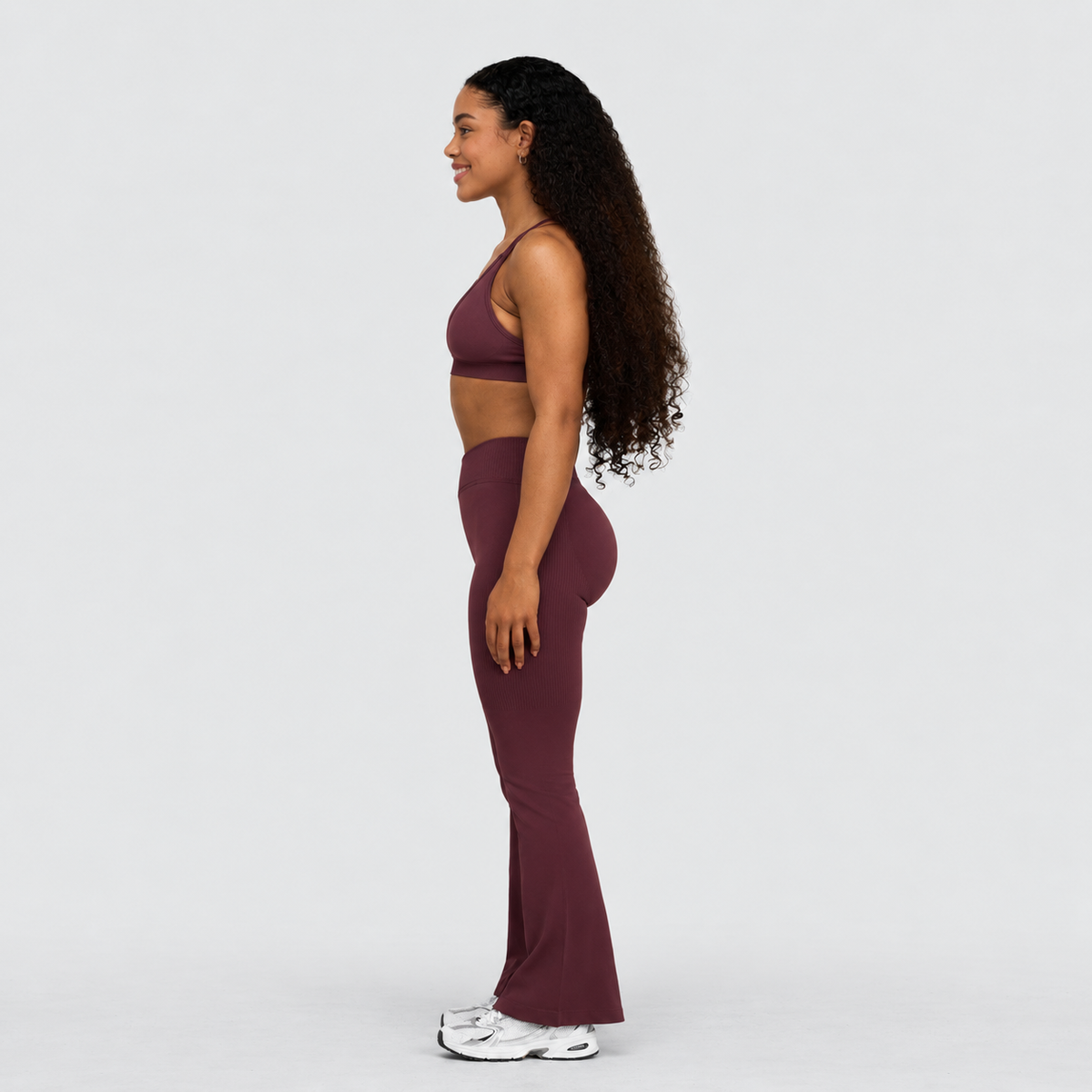 Ryvae — Legging évasé taille V en coloris Dark Mauve, vue 6
