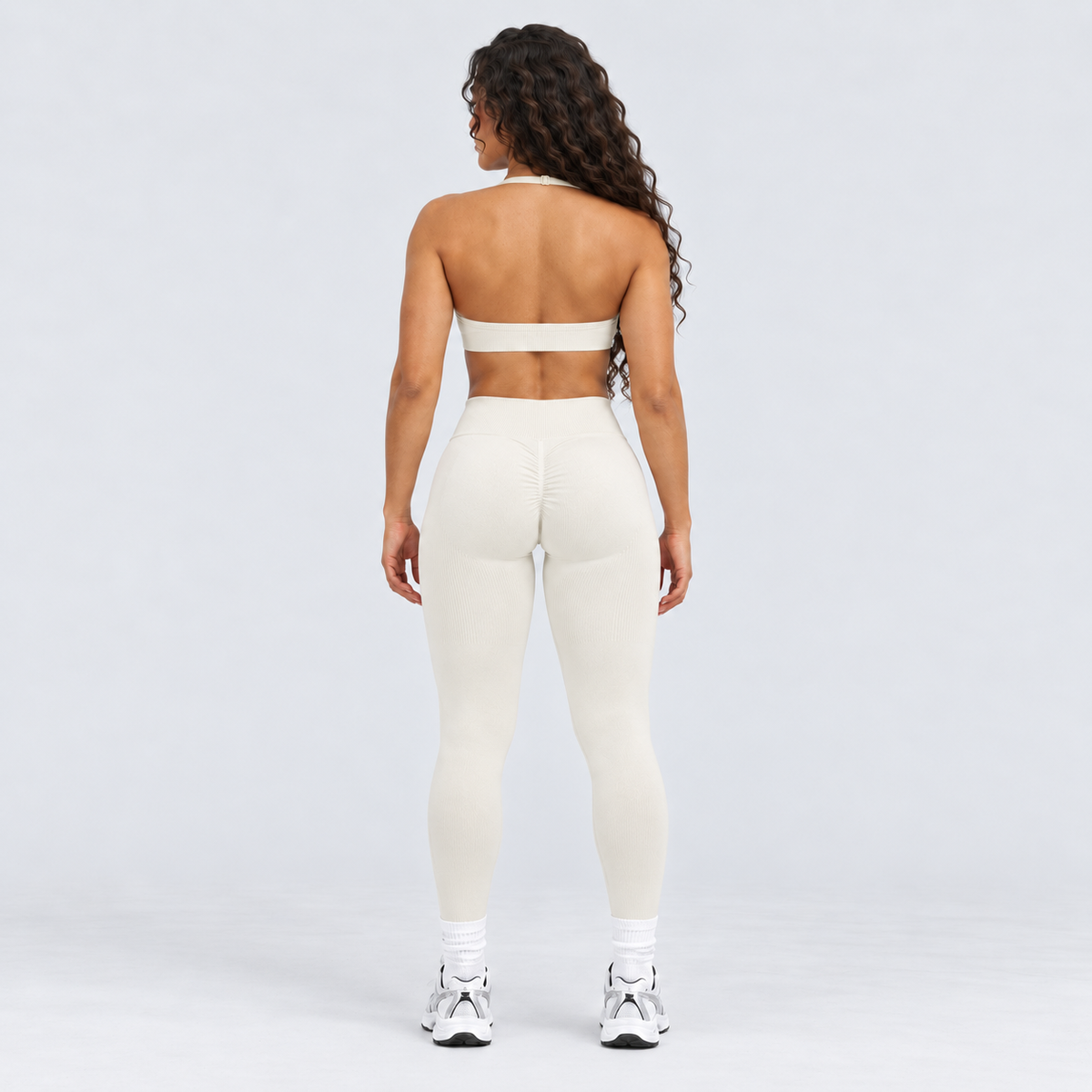 Ryvae — Legging scrunch taille mi-haute en coloris Cream, vue 2